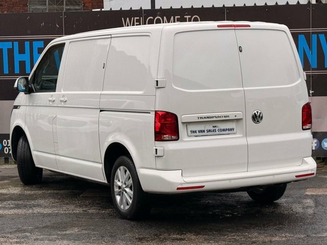 Volkswagen Transporter Mpv RF21ATX White #4