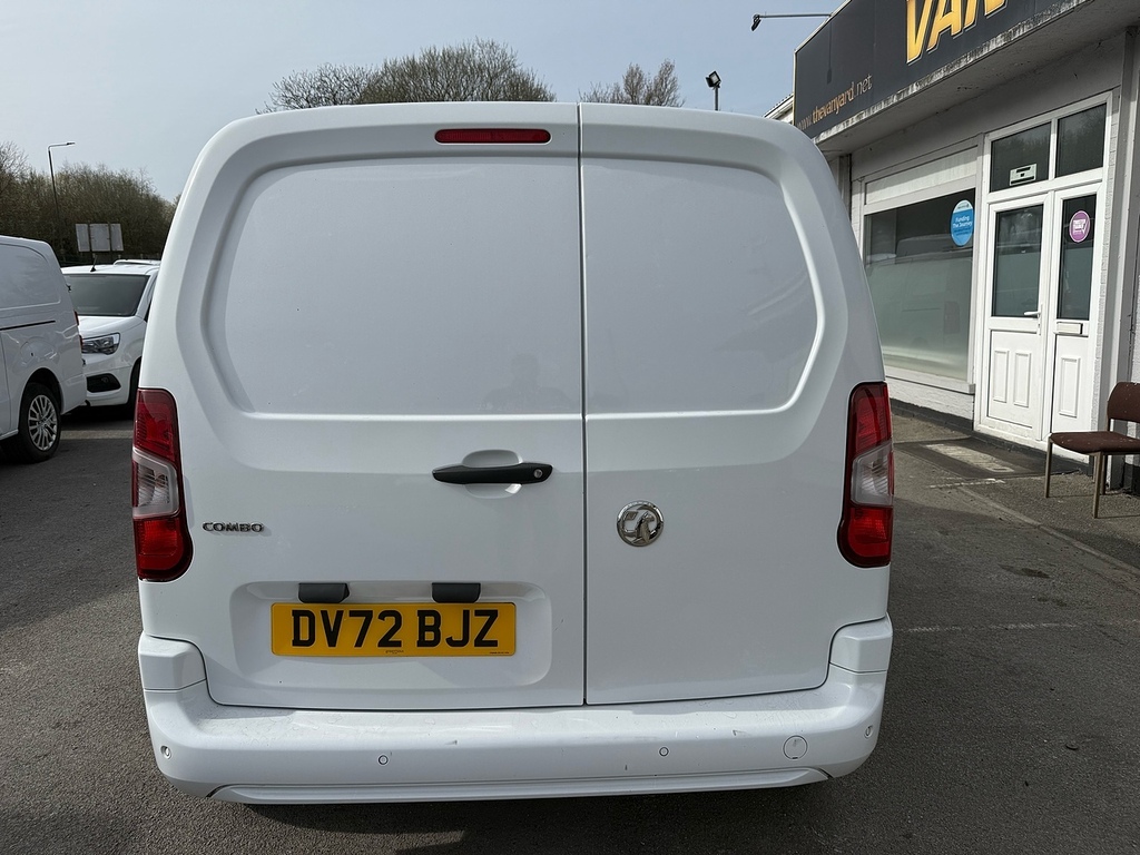 Vauxhall Combo 1.5 Turbo D 2300 Sportive 3 Seats Low Mileage Swb DV72BJZ White #6