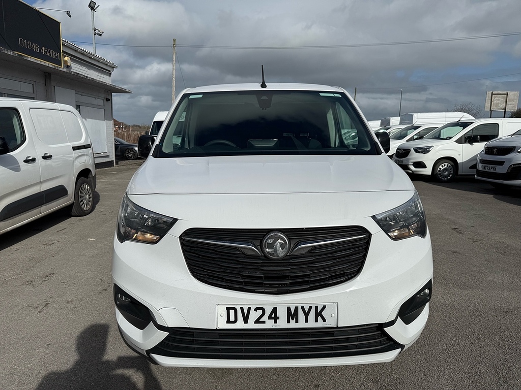 Vauxhall Combo 1.5 Turbo D 2300 Pro Lwb Sat Nav Air Con Van 6Dr D DV24MYK White #2