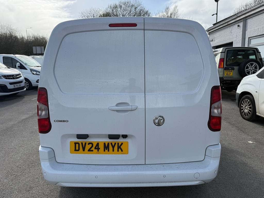 Vauxhall Combo 1.5 Turbo D 2300 Pro Lwb Sat Nav Air Con Van 6Dr D DV24MYK White #6