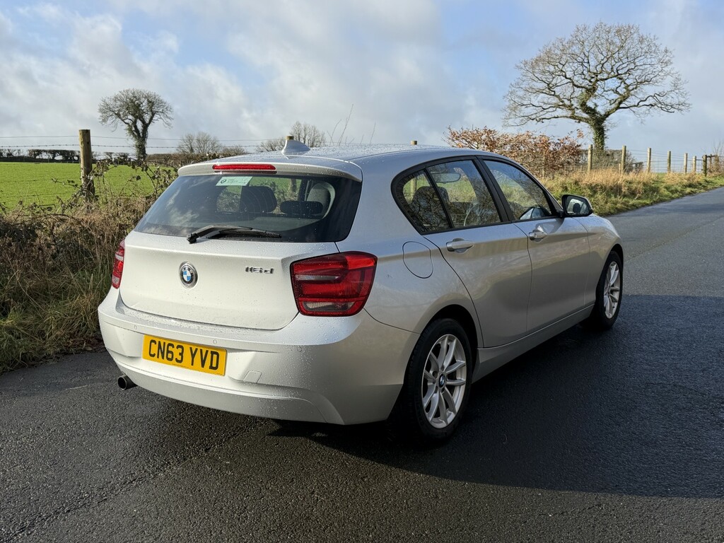 BMW 1 Series 1.6 116D Efficientdynamics 5-Door 2013 CN63YVD Silver #6