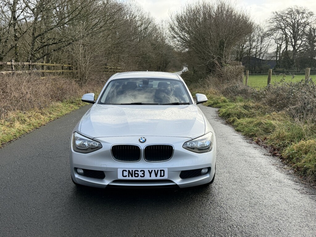 BMW 1 Series 1.6 116D Efficientdynamics 5-Door 2013 CN63YVD Silver #2