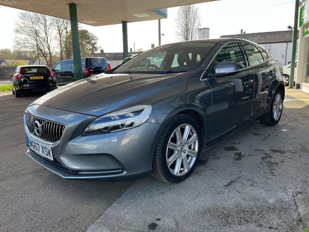 Volvo V40 Hatchback 2.0 T3 Inscription Euro 6 Ss 201 WG67XSK Grey #4