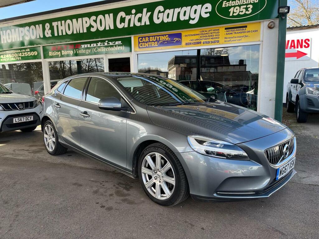 Volvo V40 Hatchback 2.0 T3 Inscription Euro 6 Ss 201 WG67XSK Grey #3