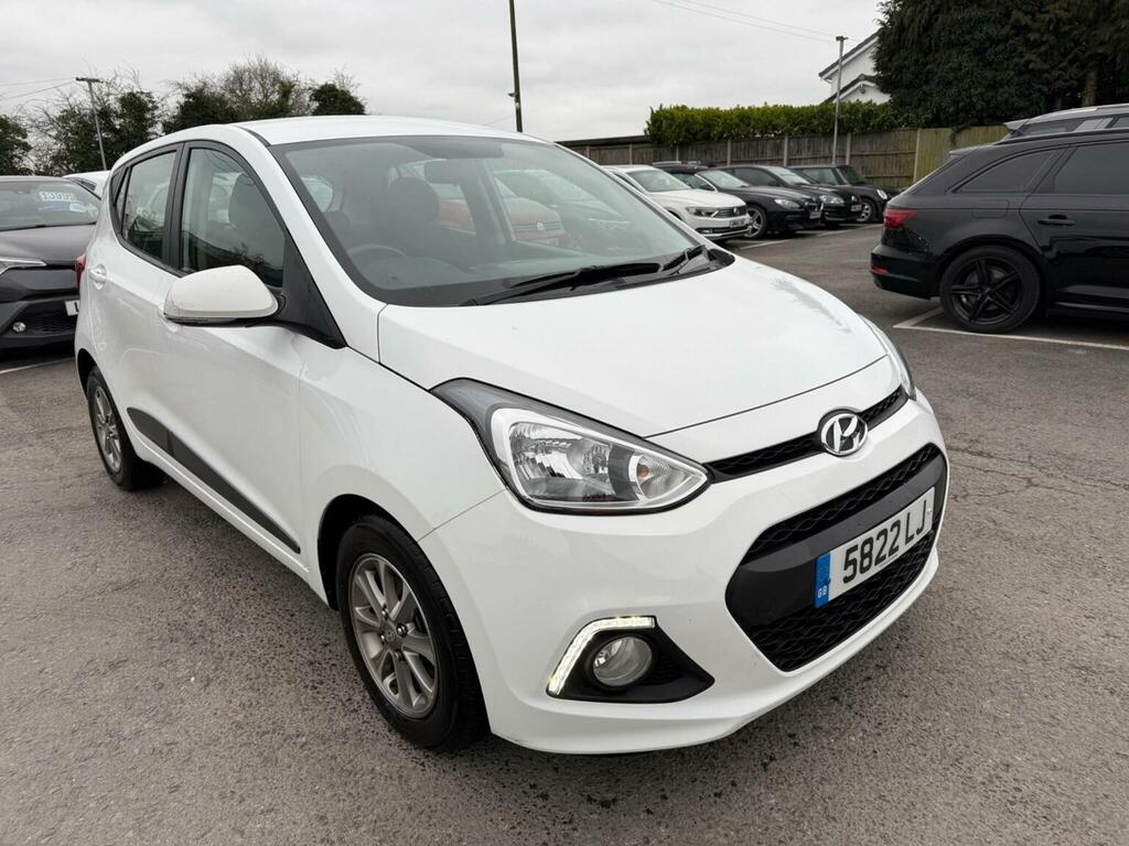 Hyundai I10 Hatchback 1.2 Premium Euro 5 201565 White
