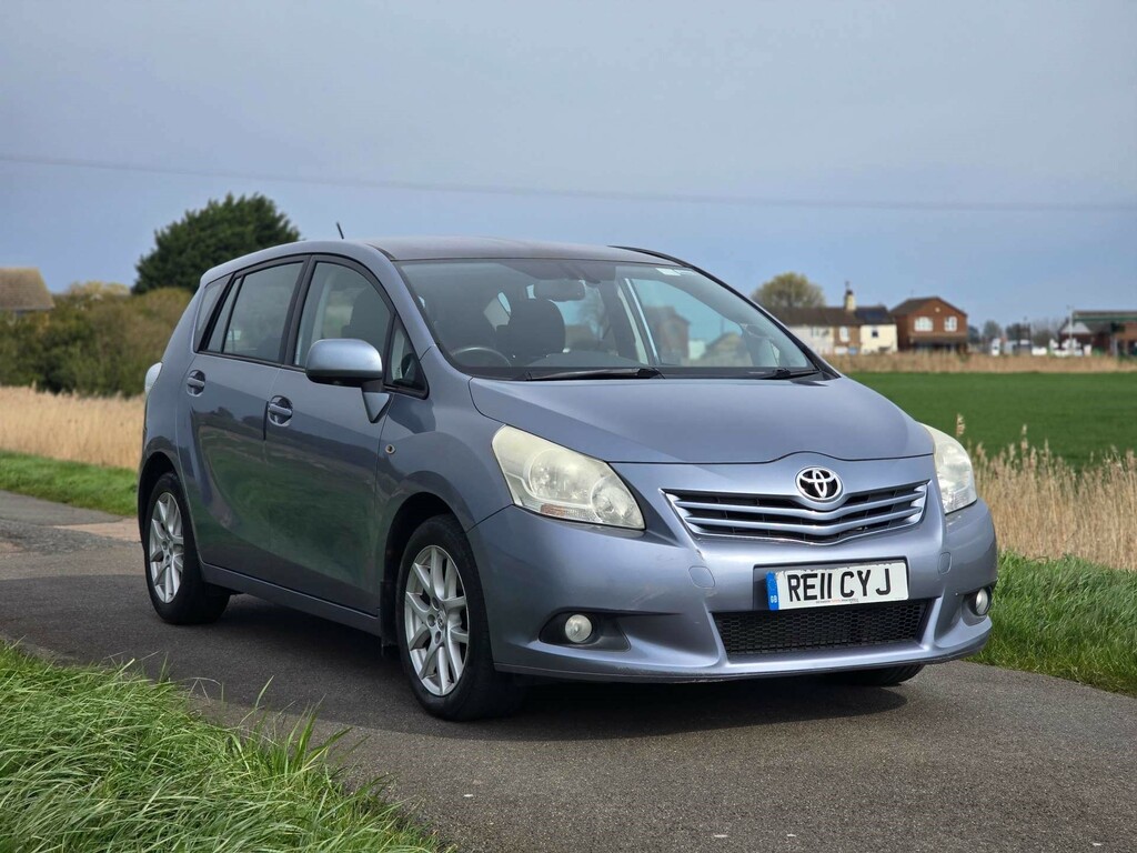 Toyota Verso T Spirit D-4d Blue