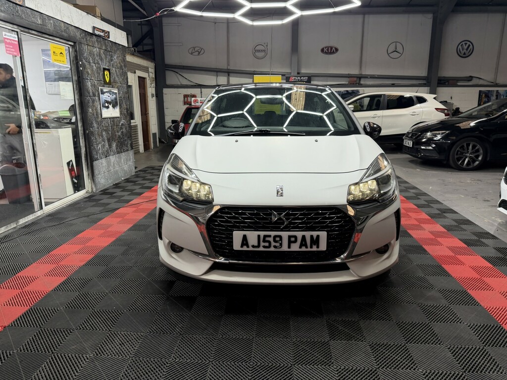 DS DS 3 Hatchback 1.2 Puretech Givenchy Le Makeup 201666 AJ59PAM White #3
