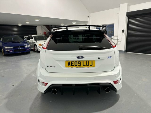 Ford Focus 2.5 Rs 300 Bhp White #5