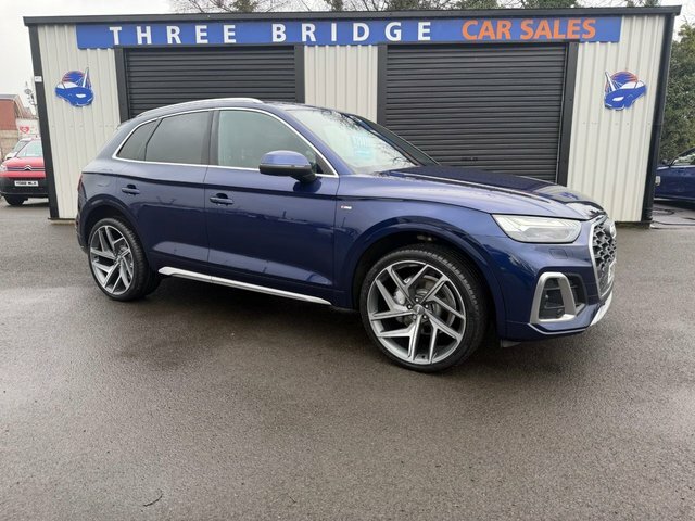 Audi Q5 2.0 Tdi 40 S Line Suv S Tronic Quattro Blue