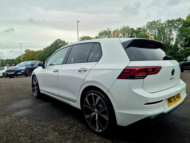 Volkswagen Golf 1.5 Tsi Life Hatchback Euro 6 S RE72HGX White #6