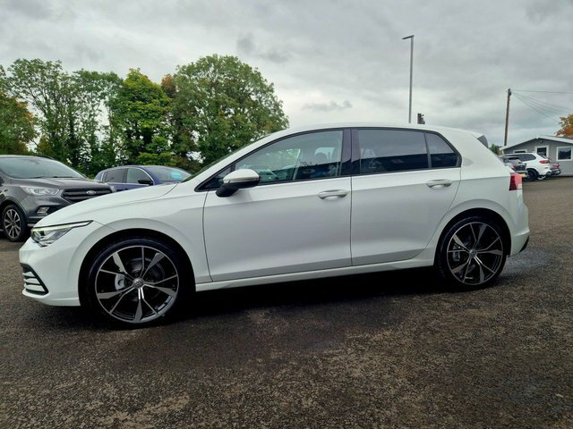 Volkswagen Golf 1.5 Tsi Life Hatchback Euro 6 S RE72HGX White #5
