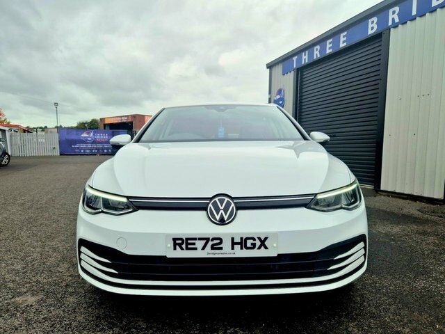 Volkswagen Golf 1.5 Tsi Life Hatchback Euro 6 S RE72HGX White #3