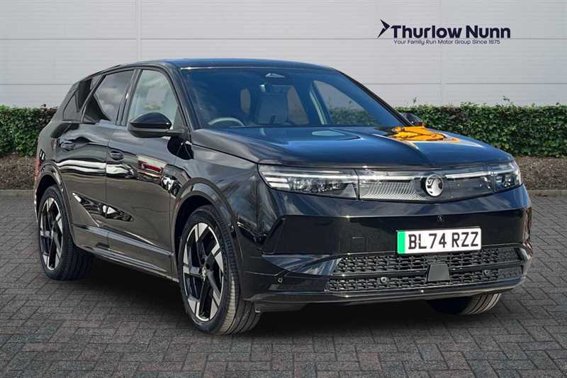 Vauxhall Grandland 73Kwh Ultimate Suv 213 Ps Black
