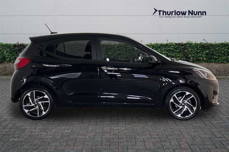 Hyundai I10 1.0 Premium Hatchback Euro 6 Ss EN25AYE Black #3