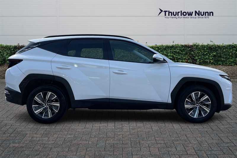 Hyundai Tucson 1.6 T-gdi Se Connect Suv Euro 6 YA72WJJ White #2