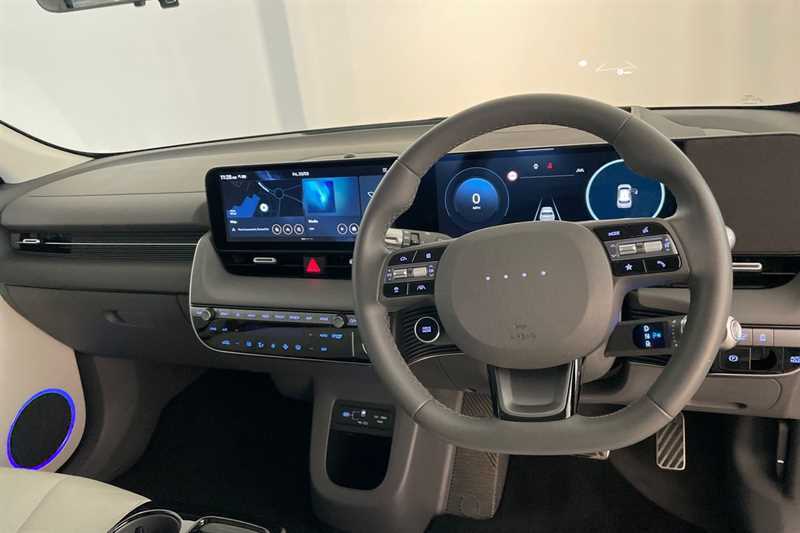 Hyundai Ioniq 5 84Kwh Ultimate Hatchback 228 Ps DS74YHY Blue #2