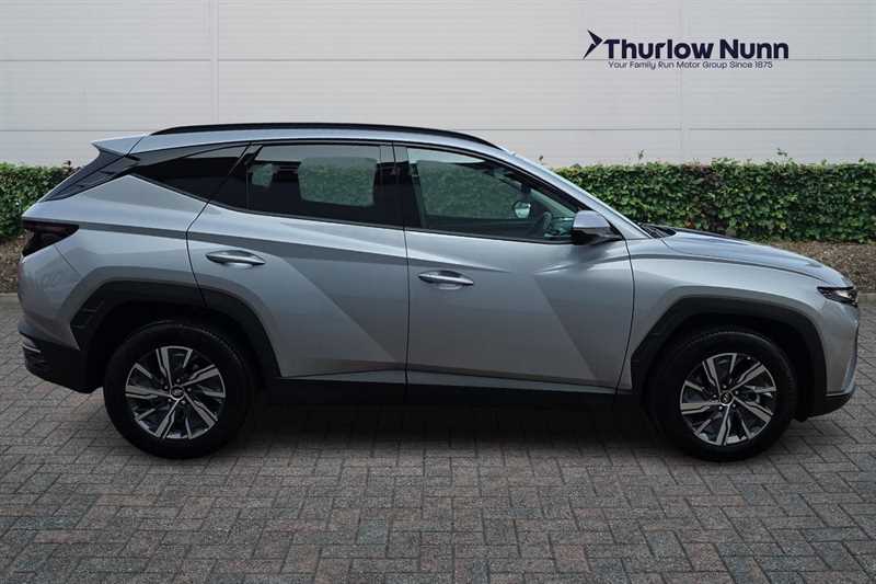 Hyundai Tucson 1.6 H T-gdi Se Connect Suv Hybrid KR24UMZ Black #2