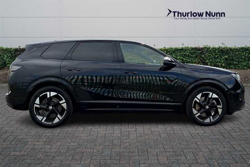 Vauxhall Grandland 73Kwh Ultimate Suv 213 Ps LL74YZF Black #2