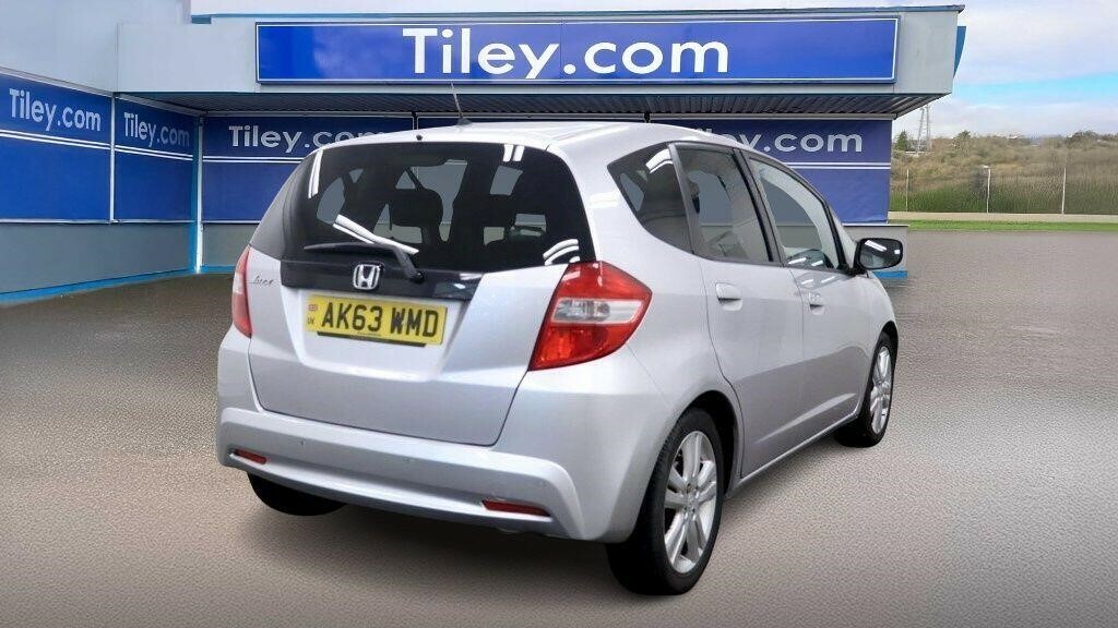 Honda Jazz 1.4 I-vtec Es Plus Cvt Euro 5 AK63WMD Silver #6