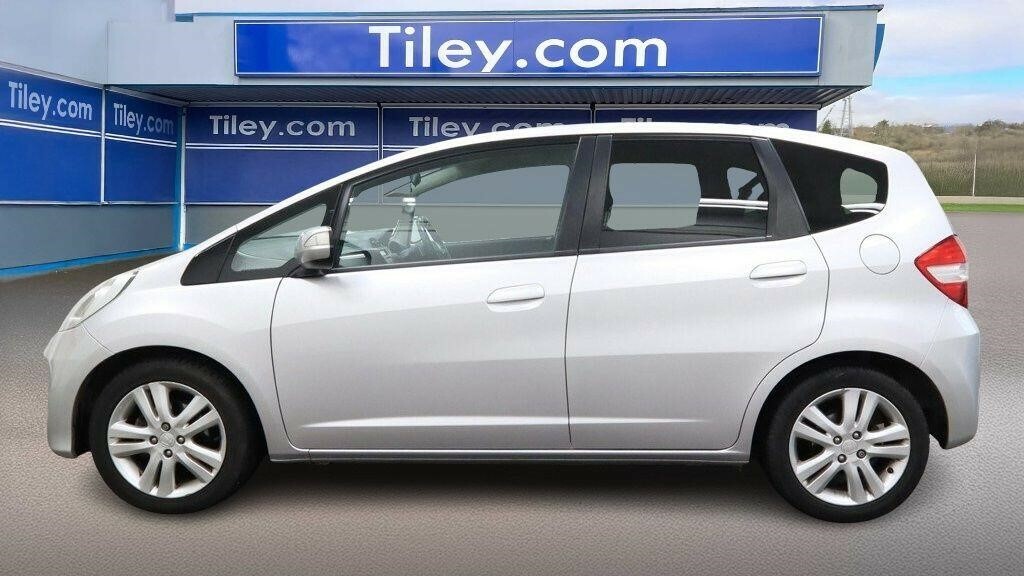 Honda Jazz 1.4 I-vtec Es Plus Cvt Euro 5 AK63WMD Silver #3