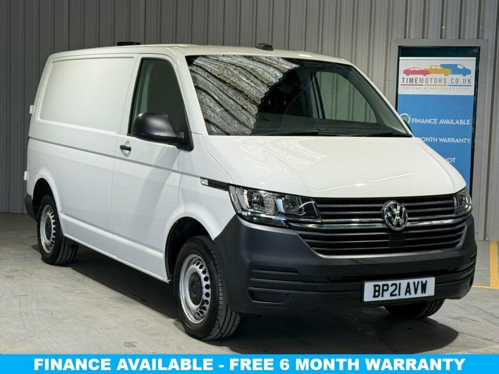 Volkswagen Transporter 1.3L Amg Line White