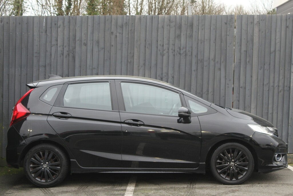 Honda Jazz Hatchback 1.5 I-vtec Sport Navi 2018 AE68ZCK Black #4