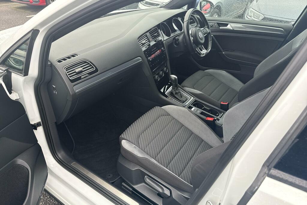 Volkswagen Golf 2.0 Tdi R-line Edition Dsg FSZ3495 White #2