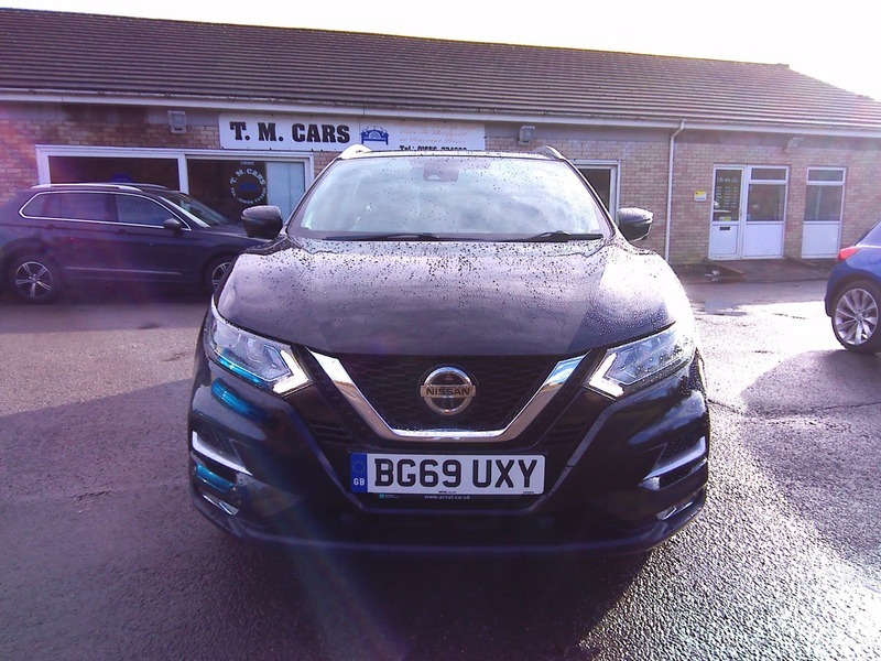 Nissan Qashqai Dig-t N-connecta BG69UXY Black #3