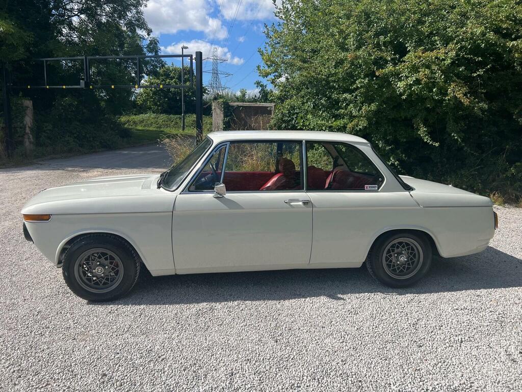 BMW 2002 Coupe 1975N #6
