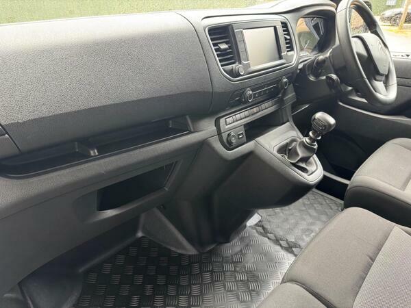 Citroen Dispatch 2.0 Bluehdi 1400Driver Edition M Fwd 2 Euro 6 S LD23CBE Grey #2