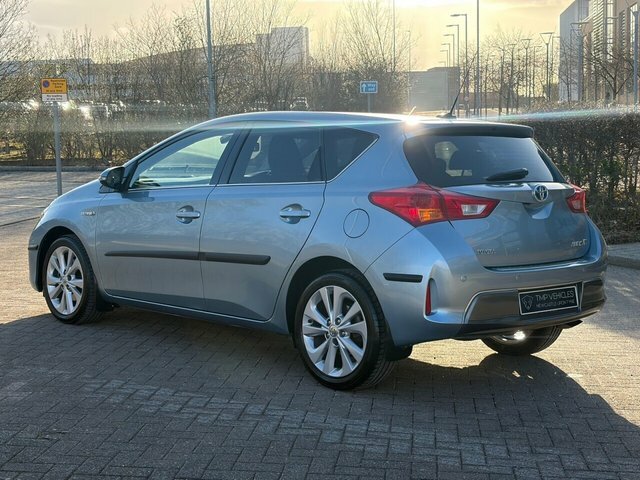 Toyota Auris 2014 1.8 Vvt-h Excel Hatchback Hybrid C SK64LBP Blue #3