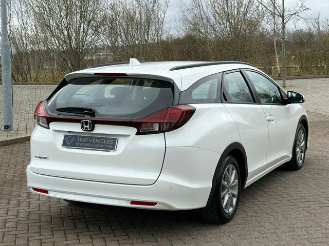 Honda Civic 2017 1.6 I-dtec Se Plus Tourer E White #2