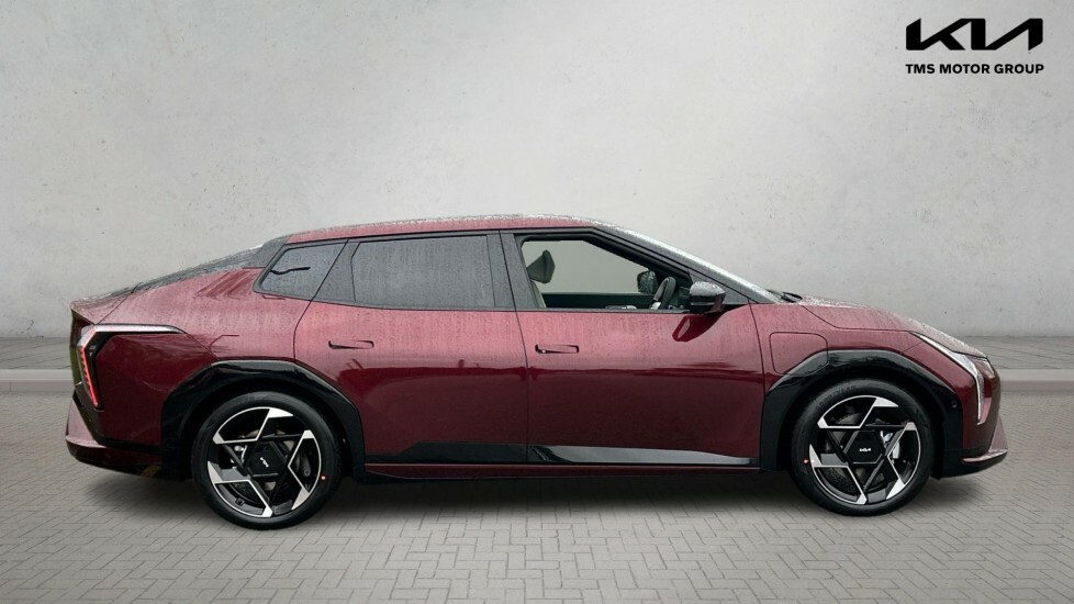 Kia EV4 81.4 Kwh Gt-line S FP75LUE Red #4