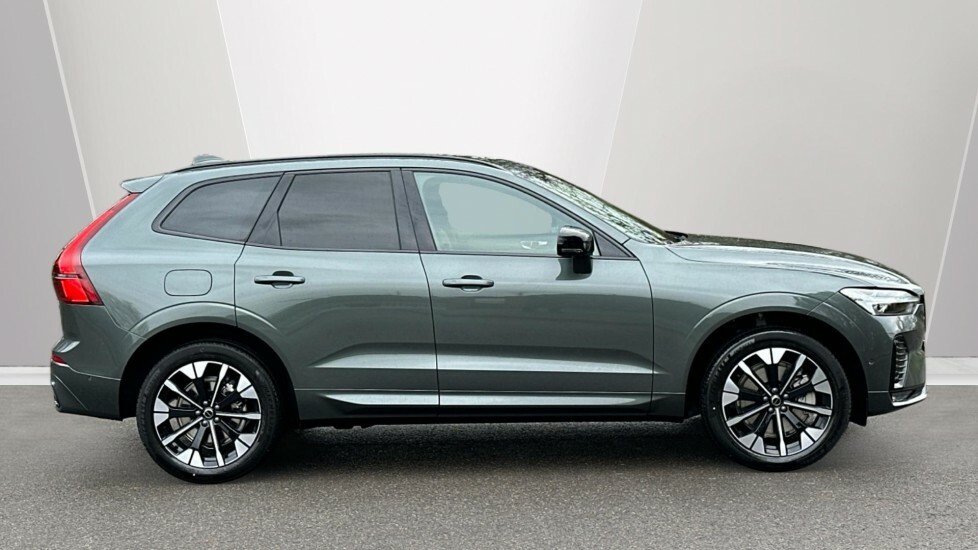 Volvo XC60 2.0 B5 Mhev Ultra Dark Suv Hybrid BN26RDV #3