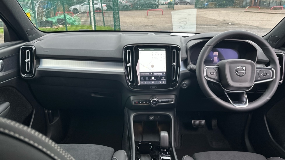 Volvo XC40 Black Edition Plus, B3 Mild Hybrid, BJ26PUX Grey #5