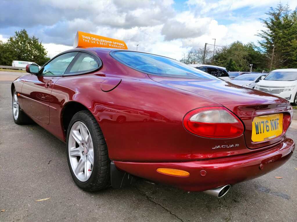 Jaguar XK8 4.0 2000W 4 Seats Ulez Free Red #4