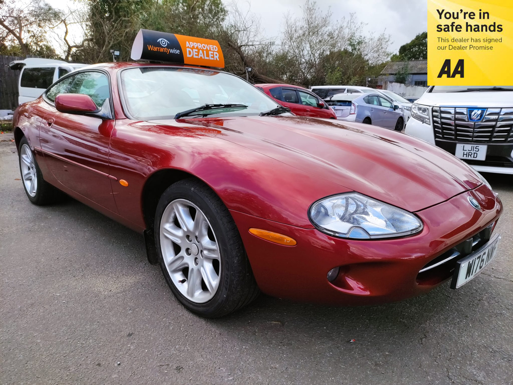 Jaguar XK8 4.0 2000W 4 Seats Ulez Free Red