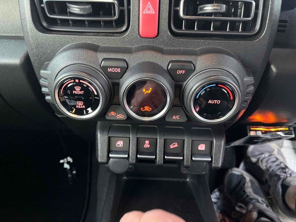 Suzuki Jimny 1.5 202474 4 Seats 4Wd Ulez Grey #4