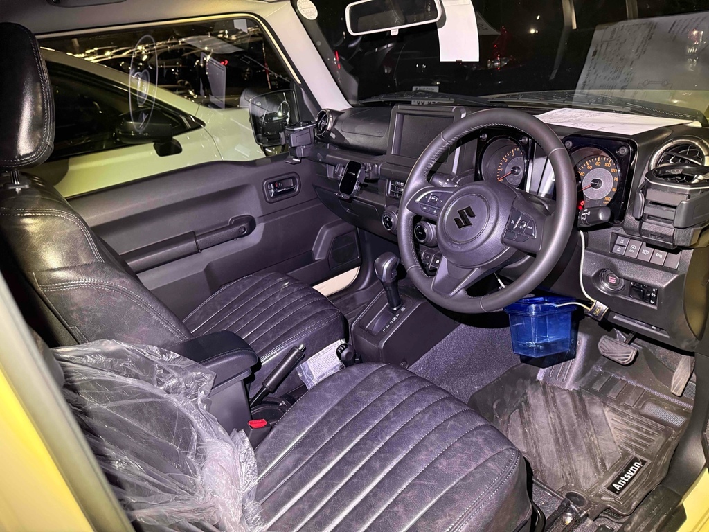 Suzuki Jimny 1.5 202424 4 Seats 4Wd Ulez Beige #3