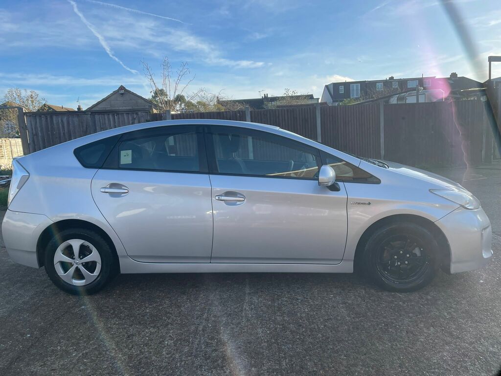 Toyota Prius 1.8 Hybrid 201464 Active 5 Seats Ulez Free LK64FYT Silver #5