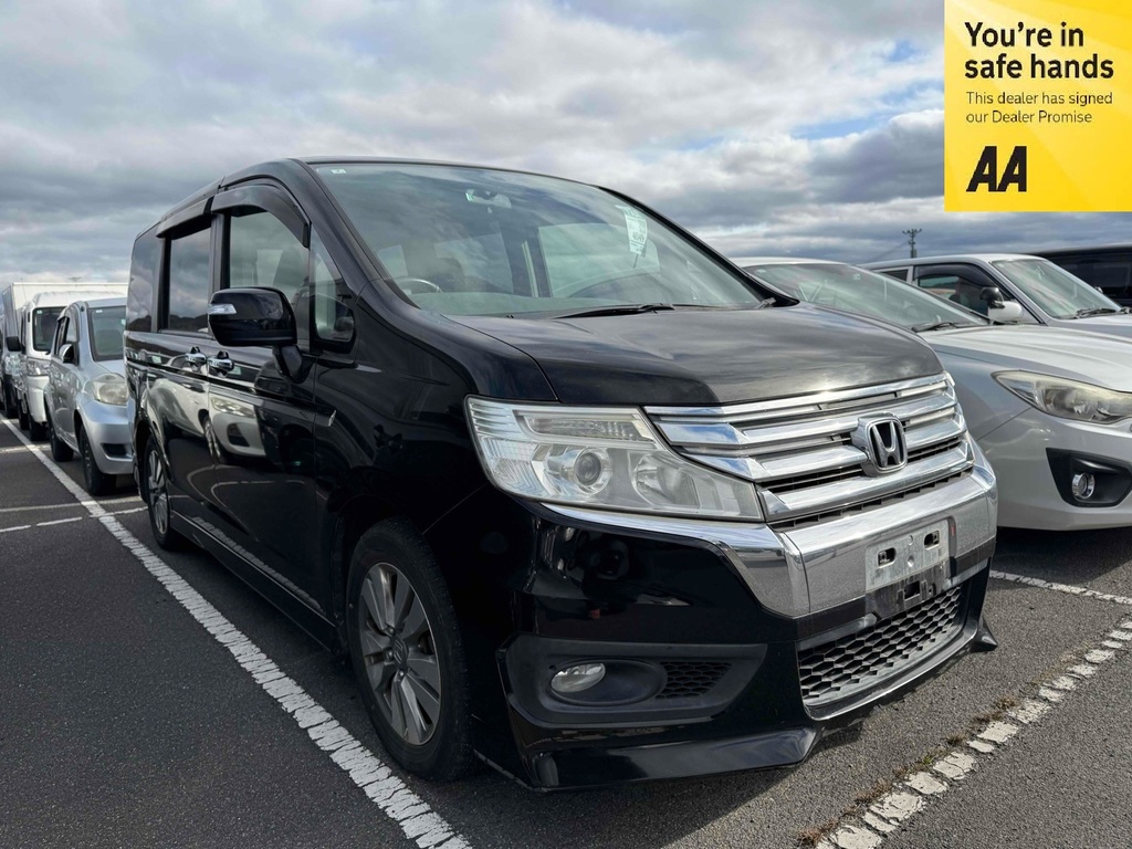 Honda StepWagon Wagon 2.0 201463 8 Seats Ul Black
