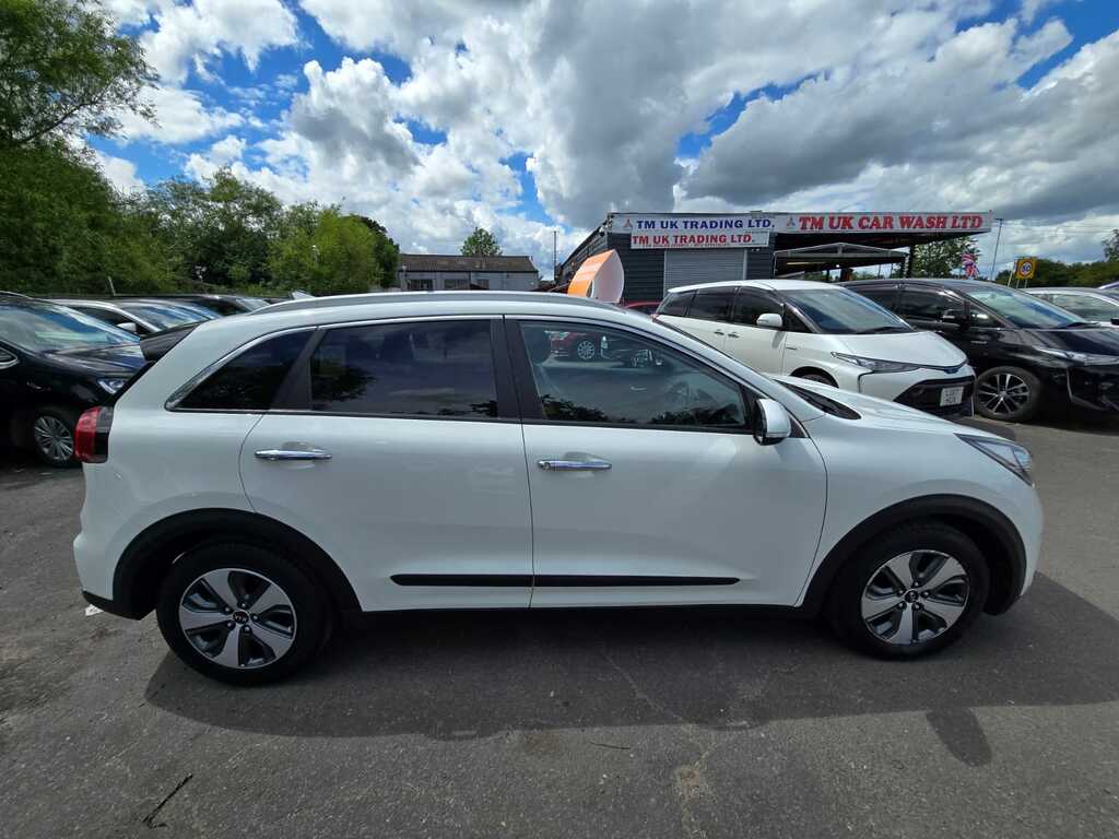 Kia Niro 2 1.6 Hybrid 201919 Gdi 5 Seats Suv 5 Seats LM19CZJ White #5