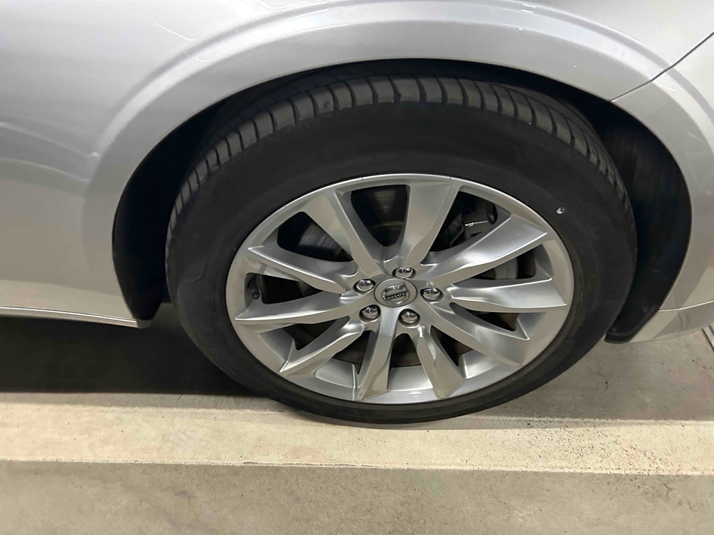 Volvo V90 2.0 201818 5 Seats Ulez Fre Silver #5