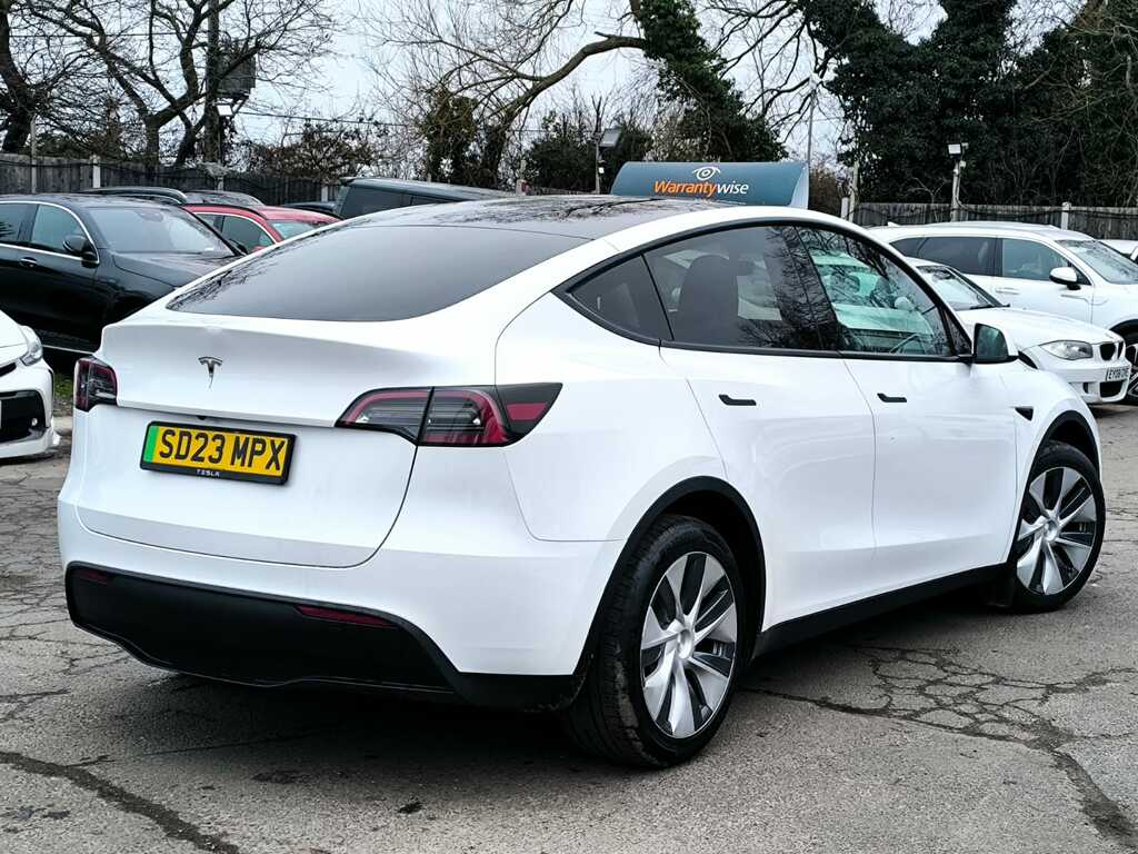 Tesla Model Y 202323 60Kwh Suv 5 Seats Rwd 2 Keys SD23MPX White #3