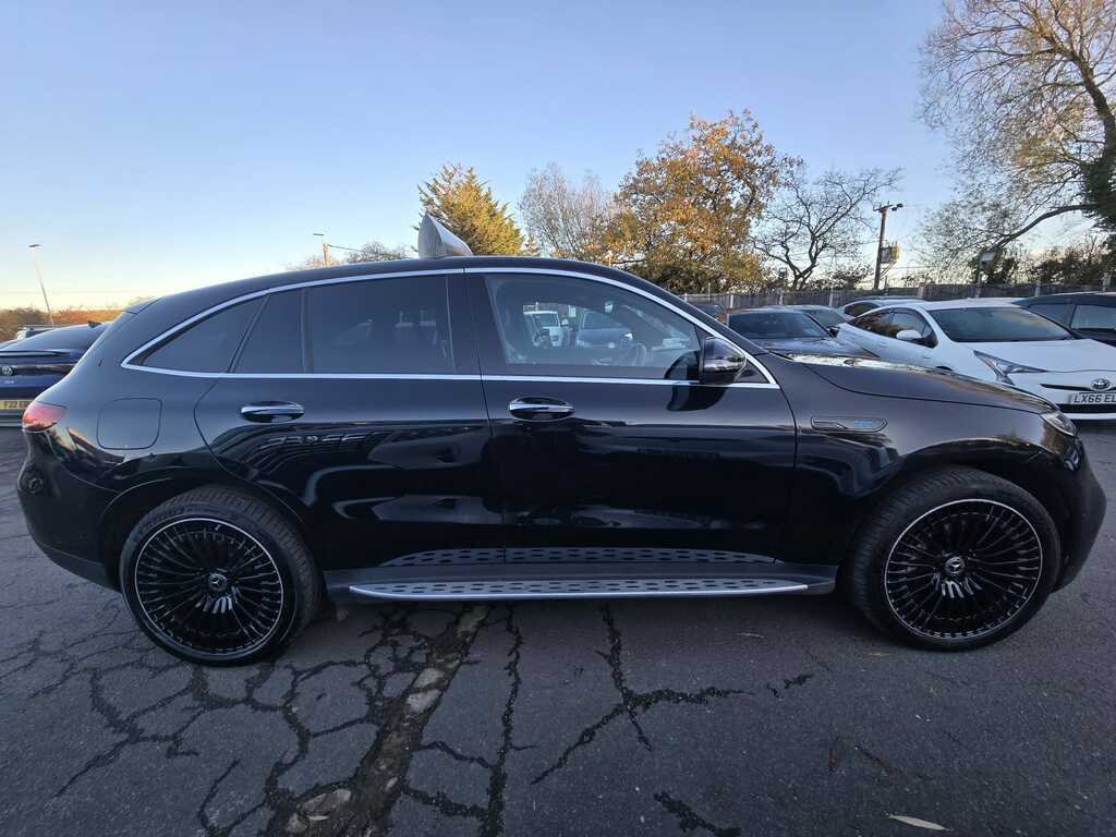 Mercedes-Benz EQC 400 202272 80Kwh Amg Line Premium Plus WG72HYP Black #5