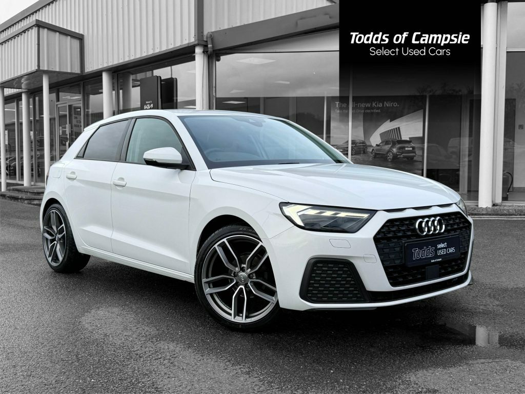 Audi A1 1.0 Tfsi 25 Technik Sportback Eu White