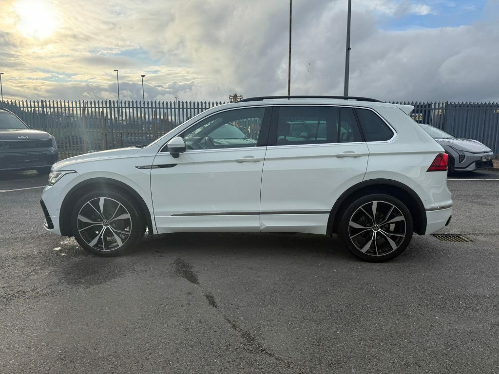 Volkswagen Tiguan 1.5 Tsi R-line Suv Dsg Euro 6 Ss 15 YUI6822 White #4