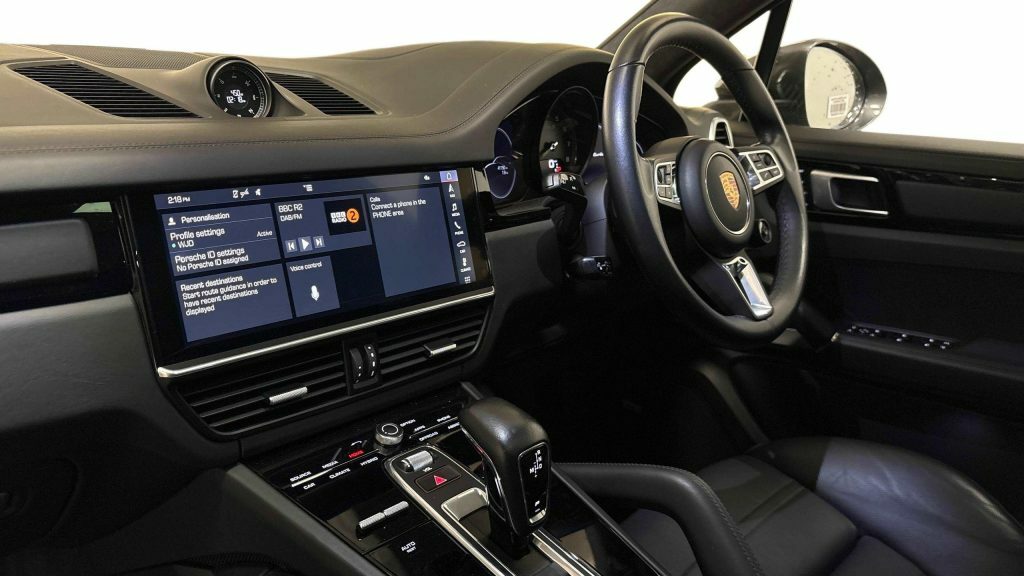 Porsche Cayenne 4.0 V8 E-hybrid Turbo S Suv 680 Ps LO20UDW Grey #2