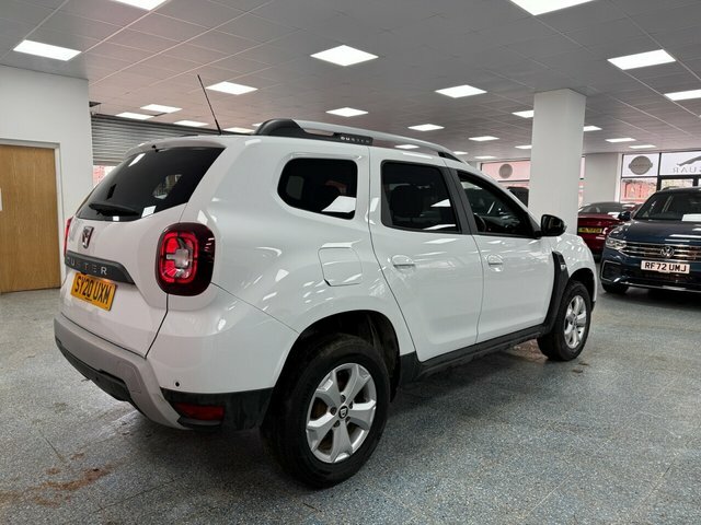 Dacia Duster Suv SY20UXM White #2