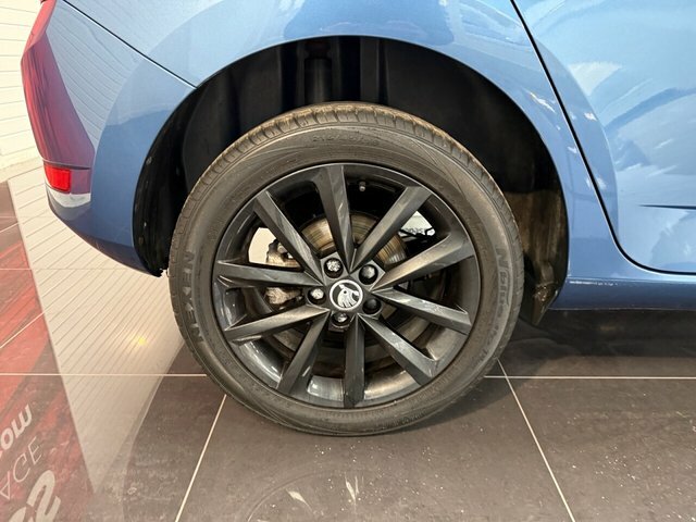 Skoda Fabia Hatchback NH21EZM Blue #2